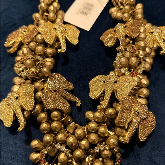 Sassy Jones Golden Babar Bib - Picture 2 of 2